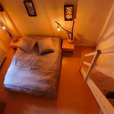 Aux étoiles de Moranges Bed and Breakfast Saint-Germain-l'Herm Exterior foto